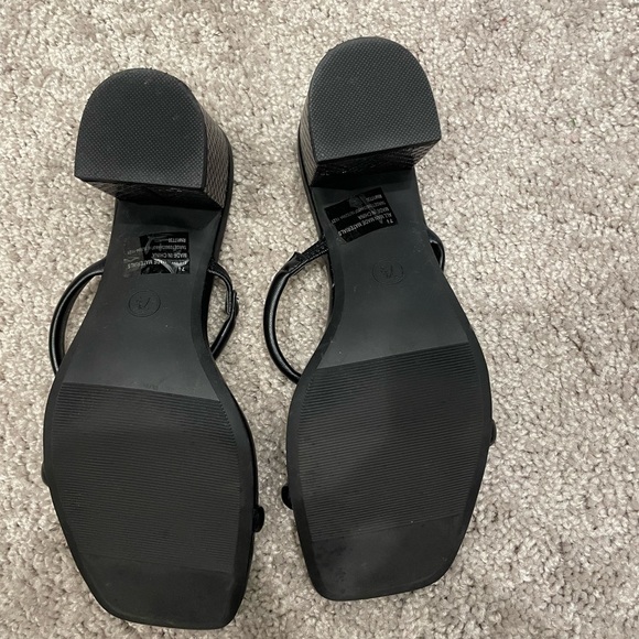 Target A New Day Low Block Heel Sz 7.5 - Picture 3 of 3